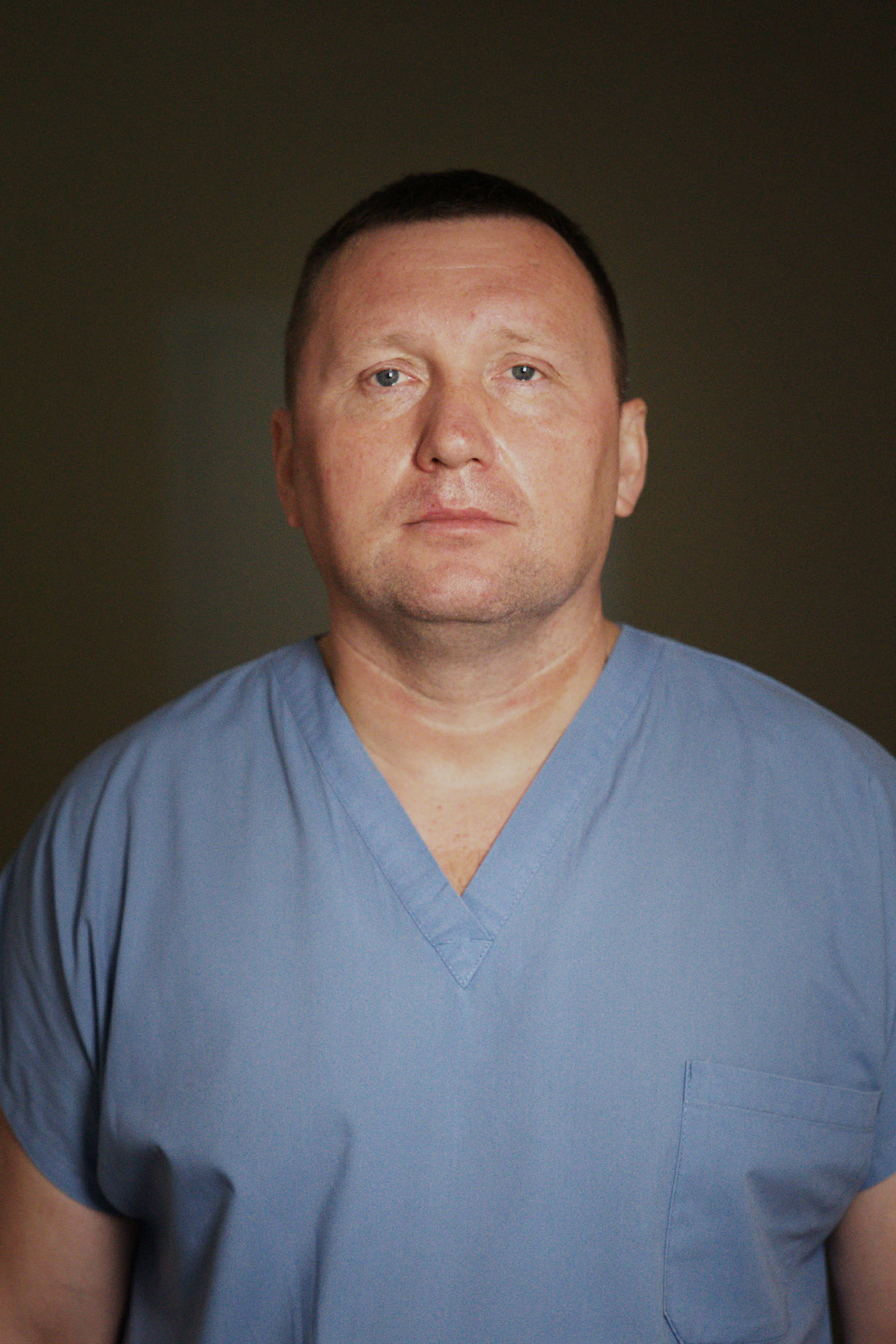 Хірург Костянтин Миколайович Лебезко клініка Neurospine Київ